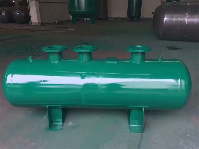 1679991473376569.jpeg 双流双流双流蒸汽分气缸1.jpeg